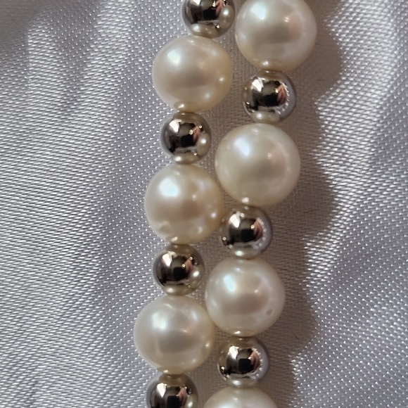 Genuine Pearl Necklace With 925 Silver Clasp And Silver Beads - Picture 4 of 4